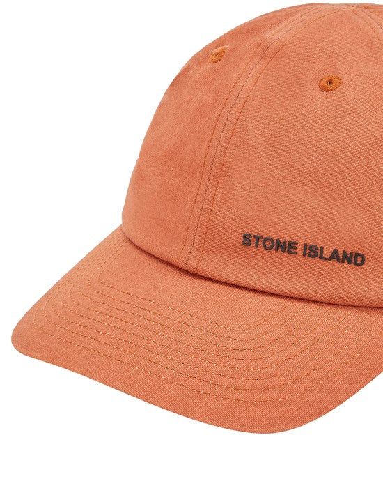 CASQUETTE À SIX PANNEAUX